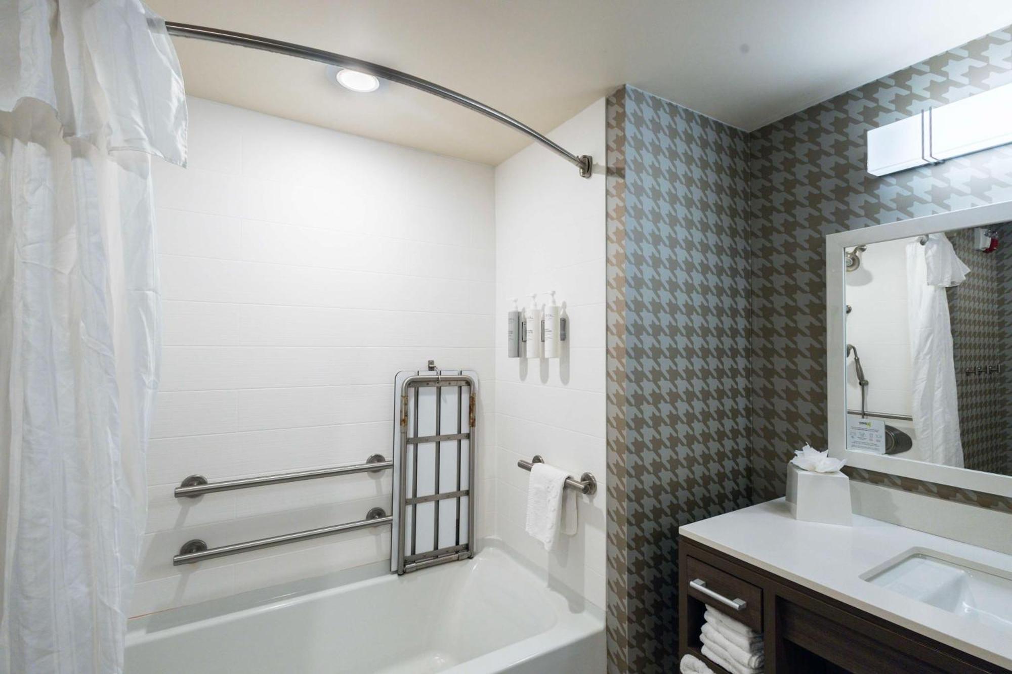 โฮม2 สวีท บาย ฮิลตัน เดย์ตัน เซ็นเตอร์วิลล์ Hotel Centerville ภายนอก รูปภาพ